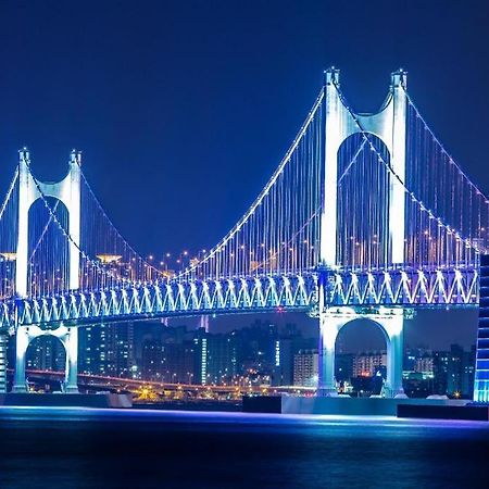 Ramada Encore by Wyndham Busan Haeundae Bagian luar foto