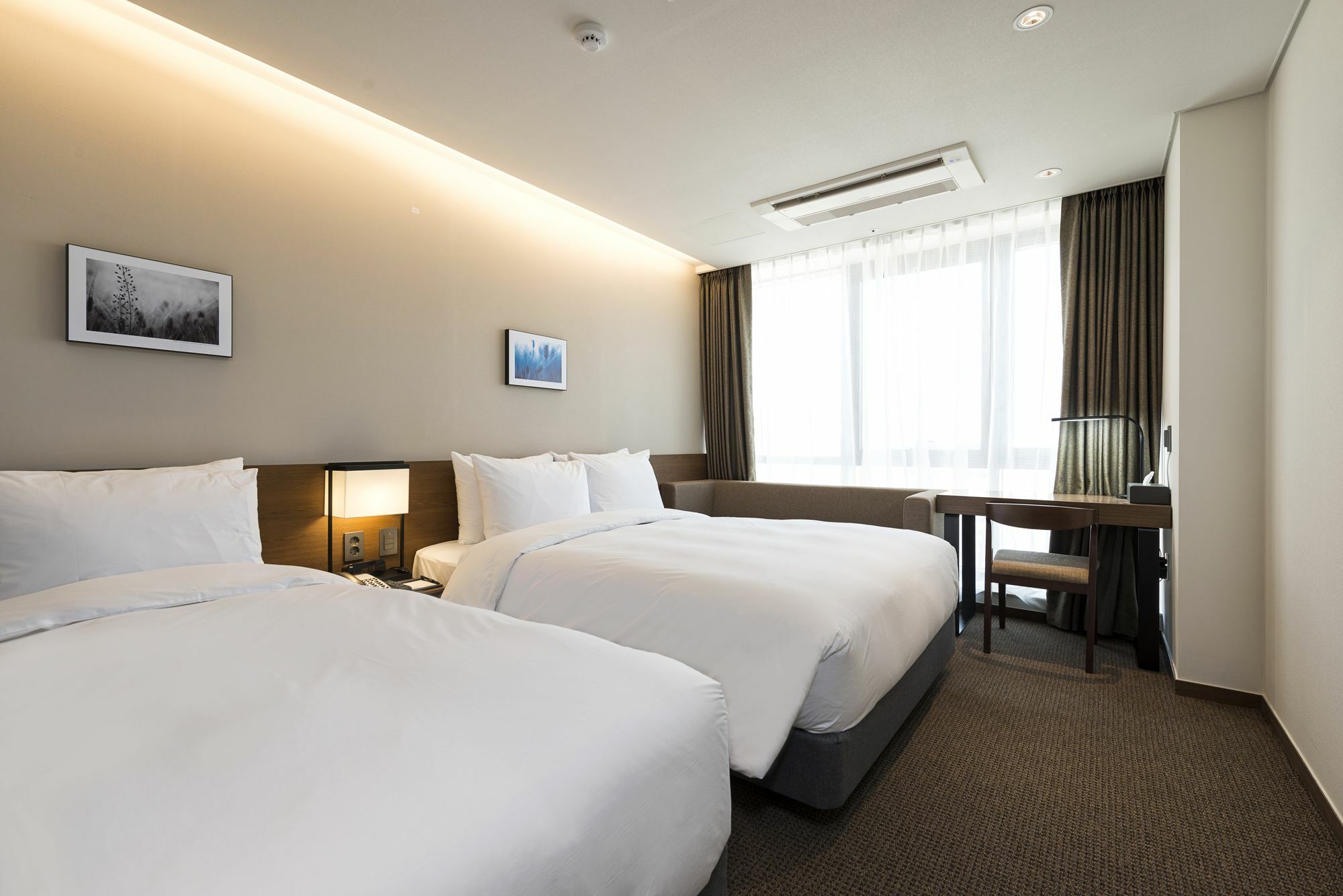 Ramada Encore by Wyndham Busan Haeundae Bagian luar foto